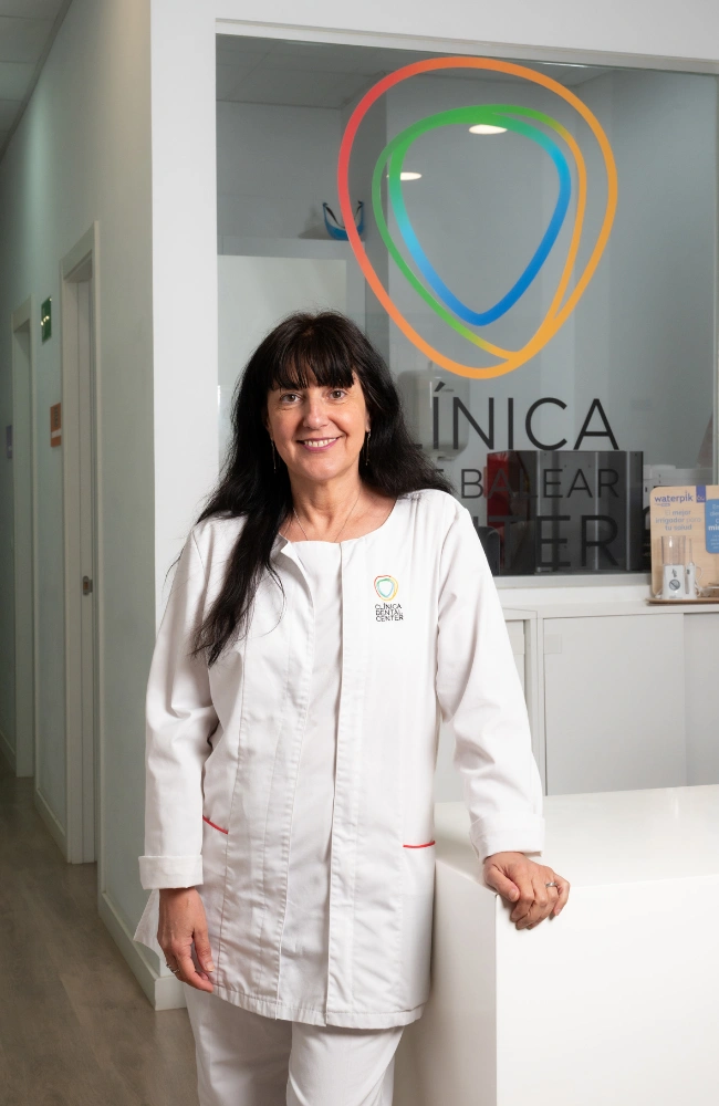 Manuela clinica dental en mallorca